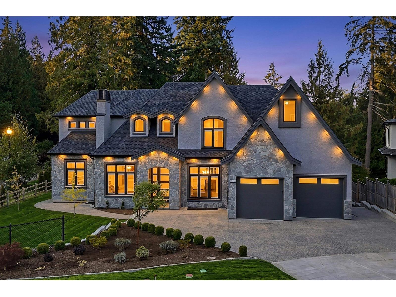 14107 34a Avenue, Surrey, British Columbia  V4P 0A8 - Photo 2 - R3167113