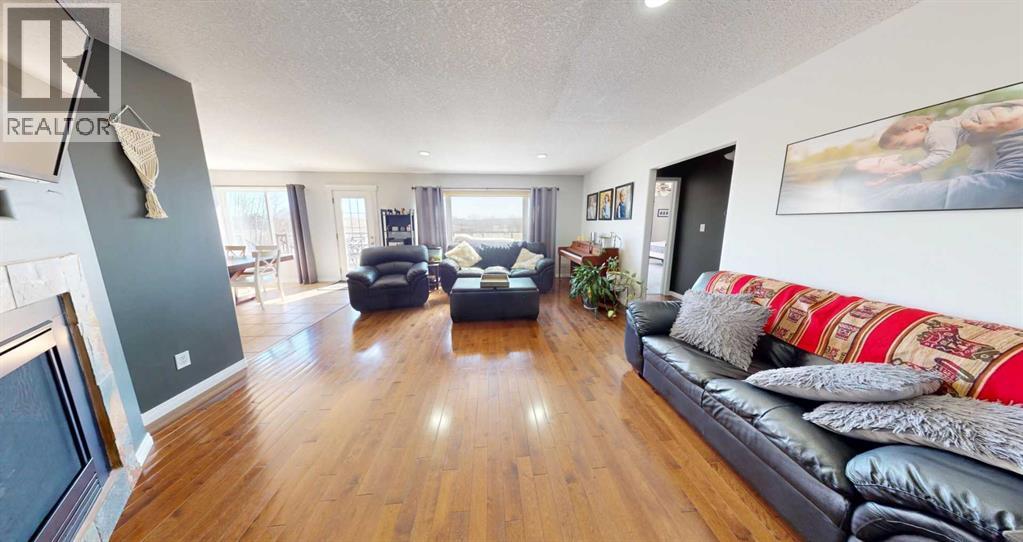 9221 91 Ave