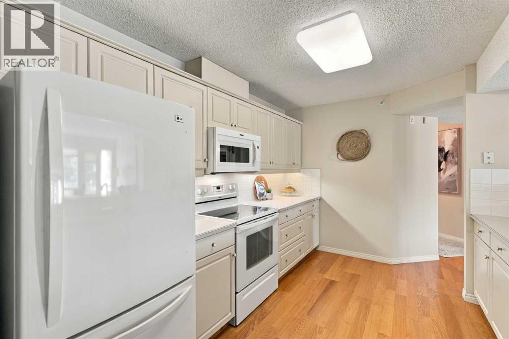 310, 9449 19 Street SW, Calgary, Alberta  T2V 5J8 - Photo 17 - A2346185