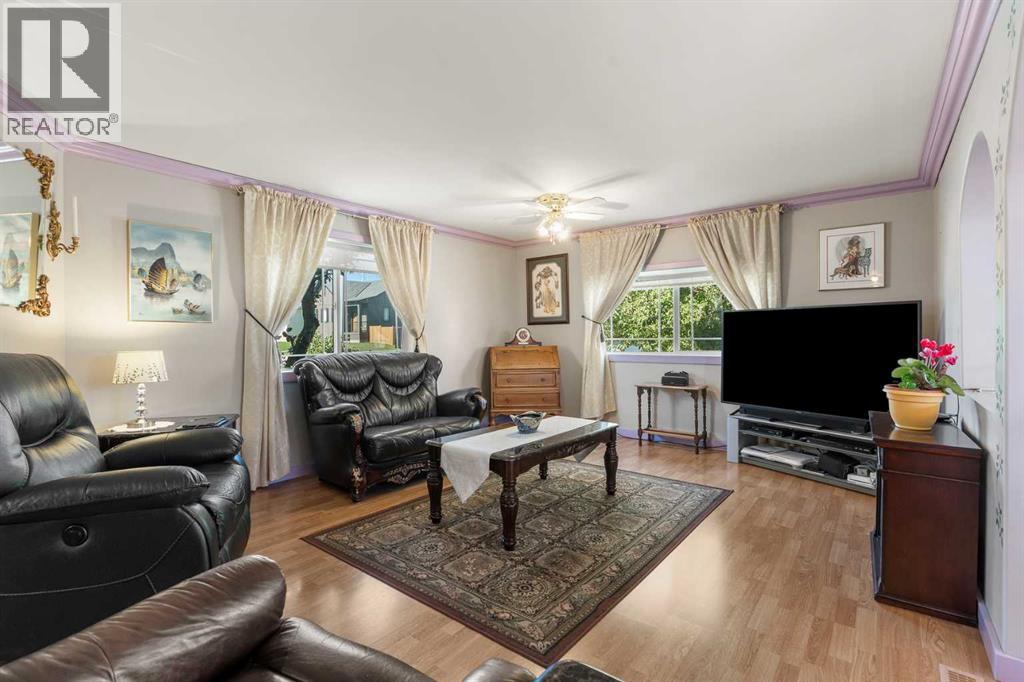3 Westmount Drive