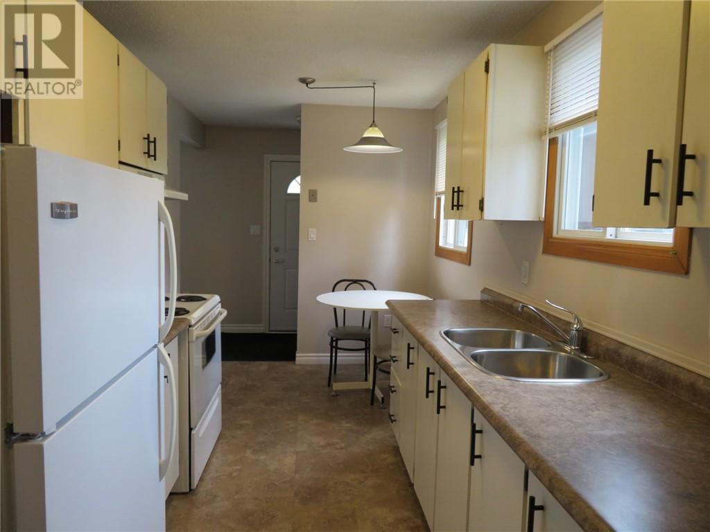880 Woodbine Avenue, Sudbury, Ontario  P3A 5A8 - Photo 5 - 2130375