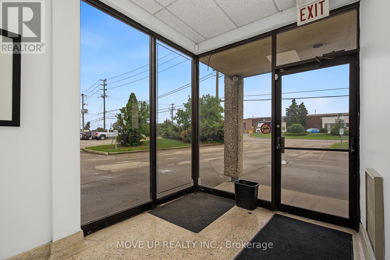 116 RAYETTE ROAD photo 19