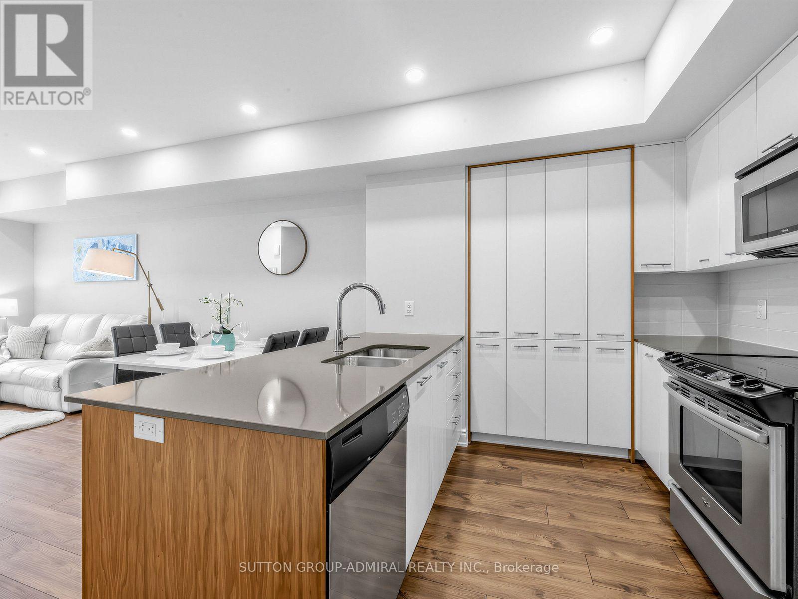 53 - 27 Valhalla Inn Road, Toronto, Ontario  M9B 0B3 - Photo 16 - W13805032