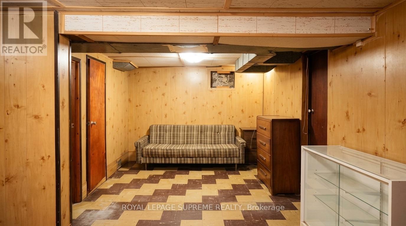 48 Mould Avenue, Toronto, Ontario  M6N 3Z9 - Photo 15 - W13810414