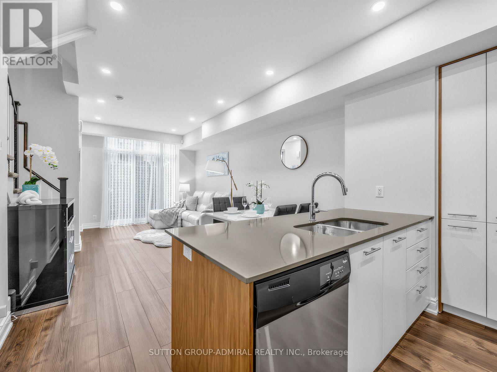 53 - 27 Valhalla Inn Road, Toronto, Ontario  M9B 0B3 - Photo 17 - W13805032