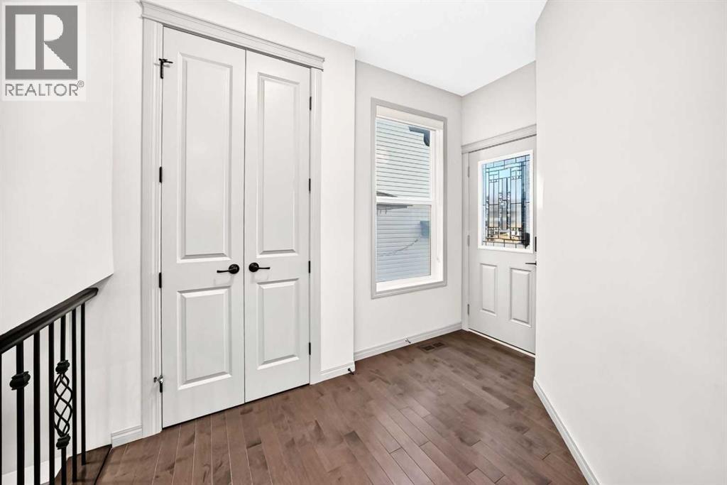 124 Nolanfield Way NW, Calgary, Alberta  T3R 0M8 - Photo 3 - A2346044
