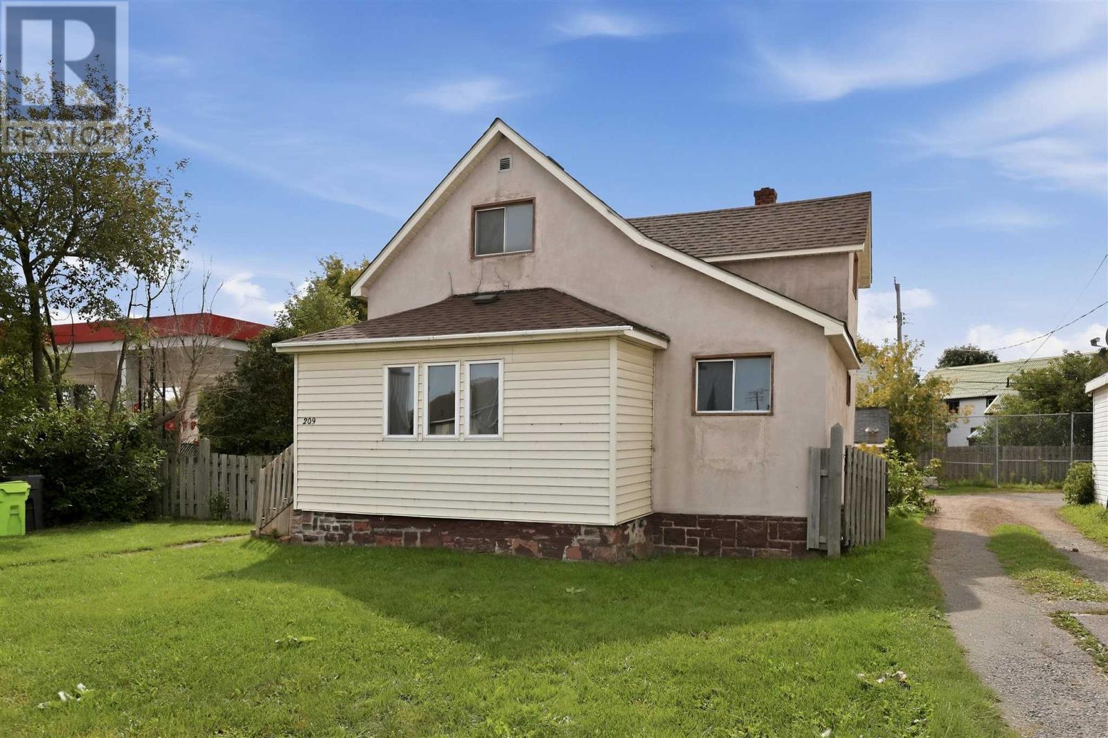 209 Wellington ST W, Sault Ste. Marie, Ontario