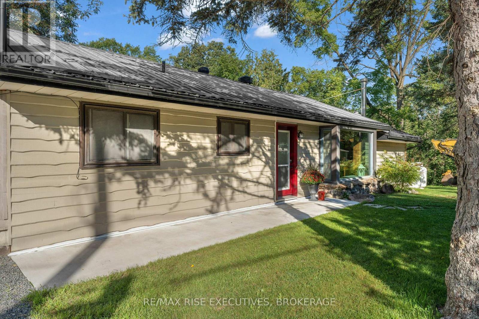 1664 Shore Road, Kingston, Ontario K7L 0C1 - Photo 6 - X13810914