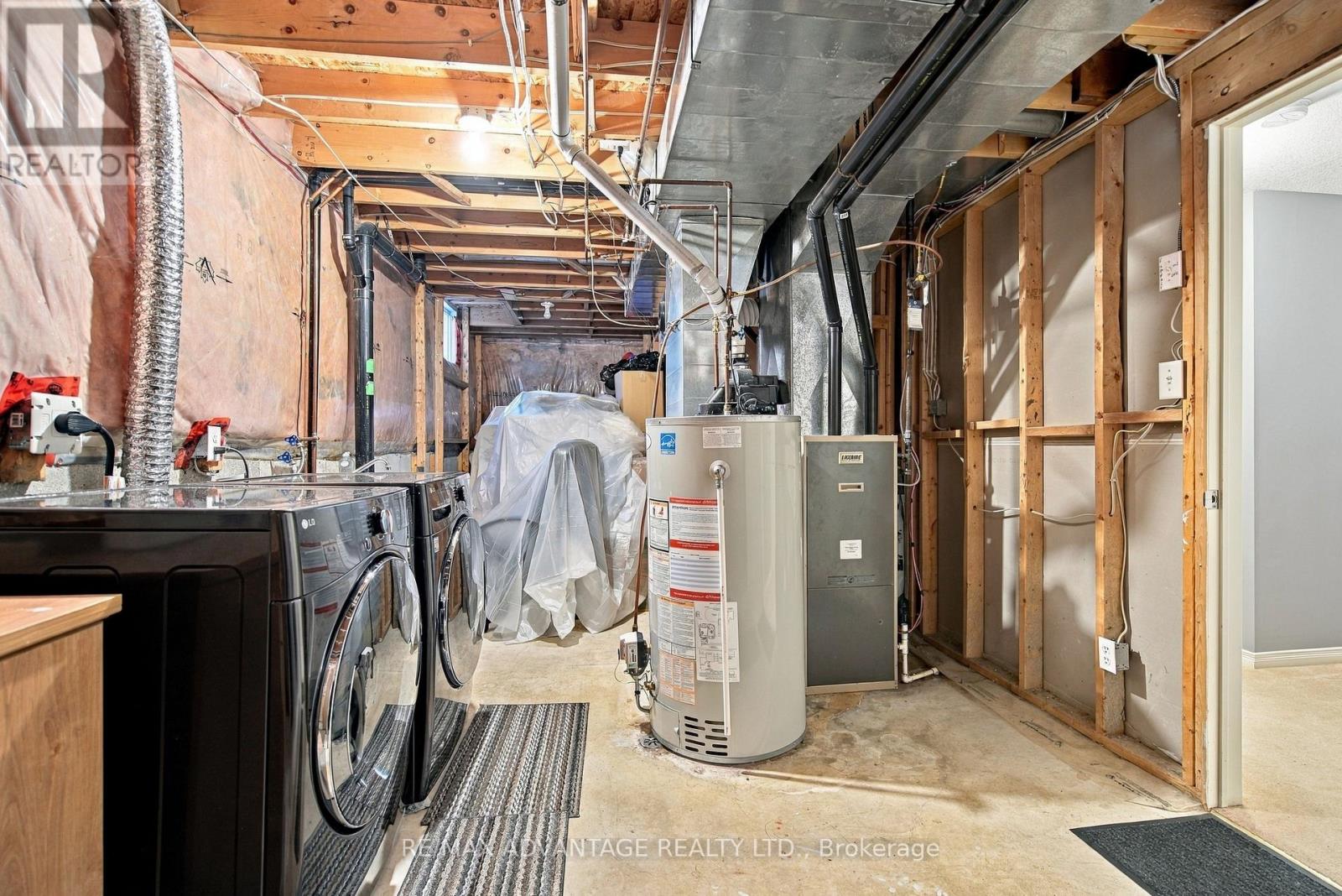744 Blacksmith Street, London North, Ontario N6H 5R7 - Photo 36 - X13810920