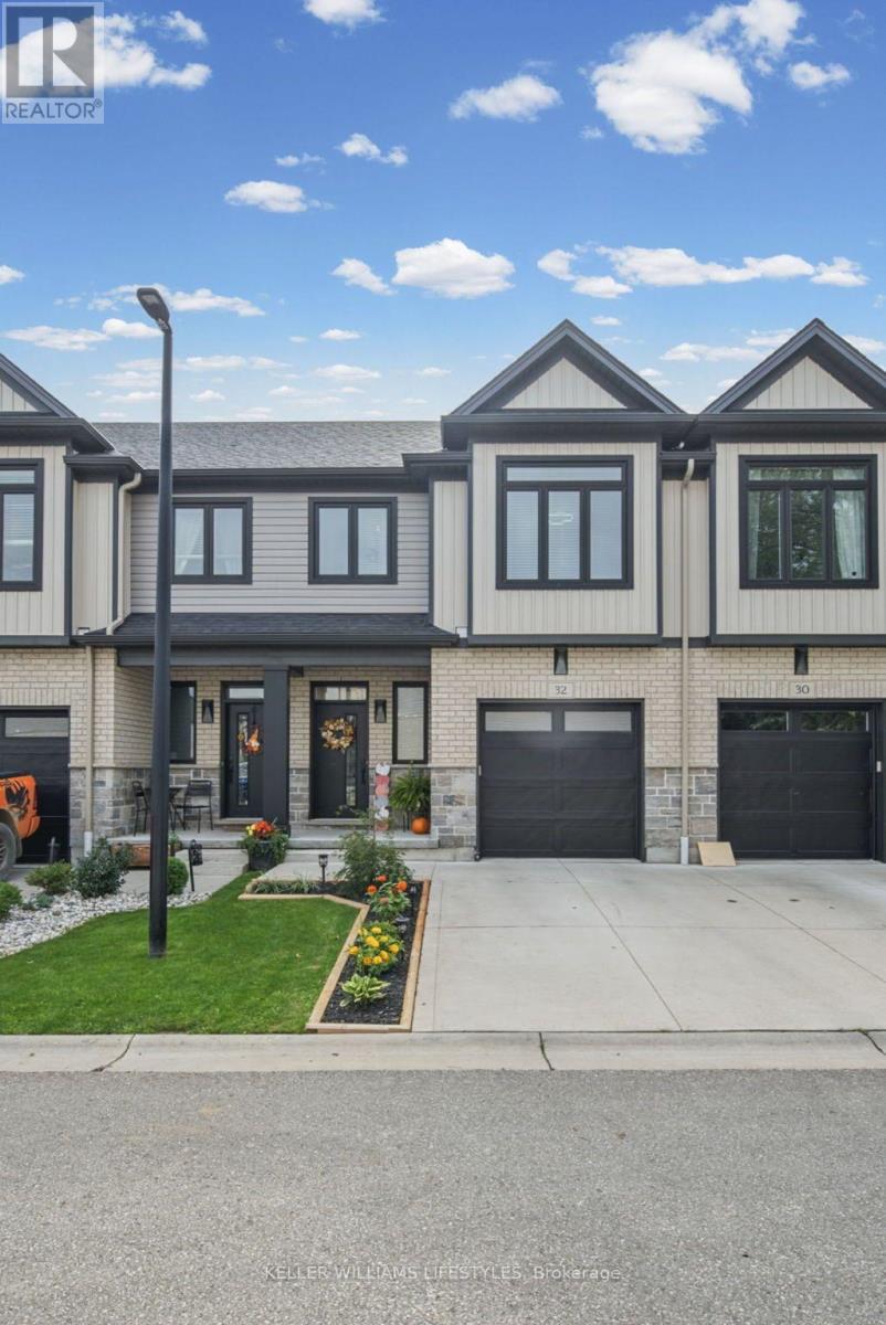 $499,90032 - 601 Lions Park Drive, Strathroy-Caradoc, Ontario