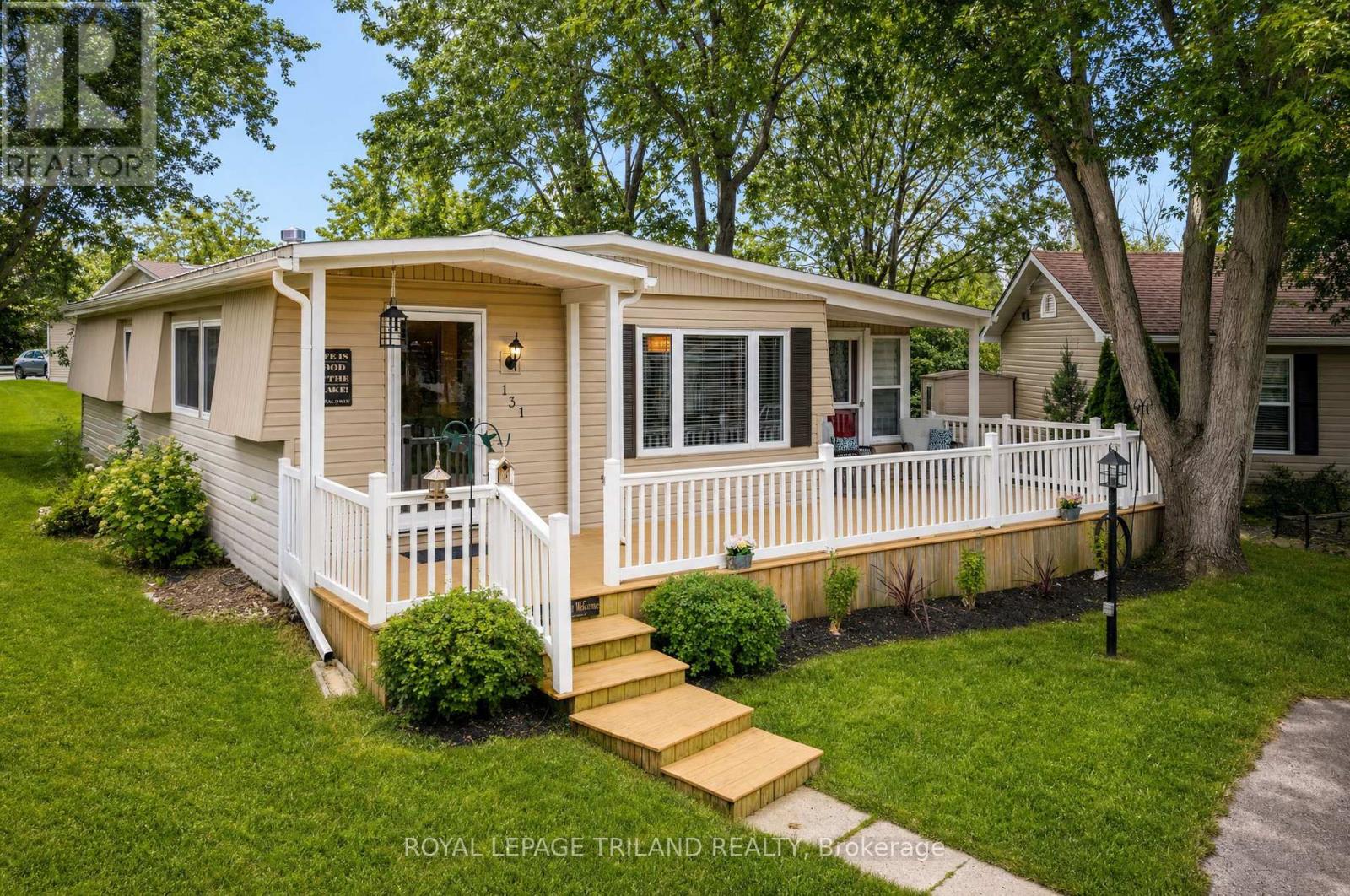 $294,900131 Sunningdale Place, South Huron, Ontario