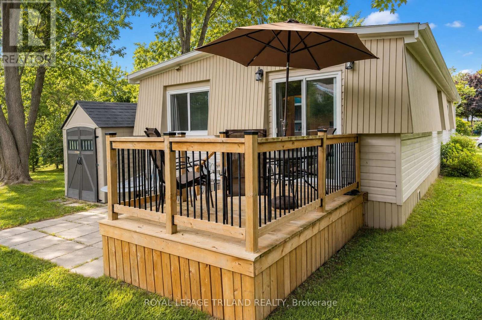131 Sunningdale Place, South Huron, Ontario  N0M 1T0 - Photo 40 - X13811030