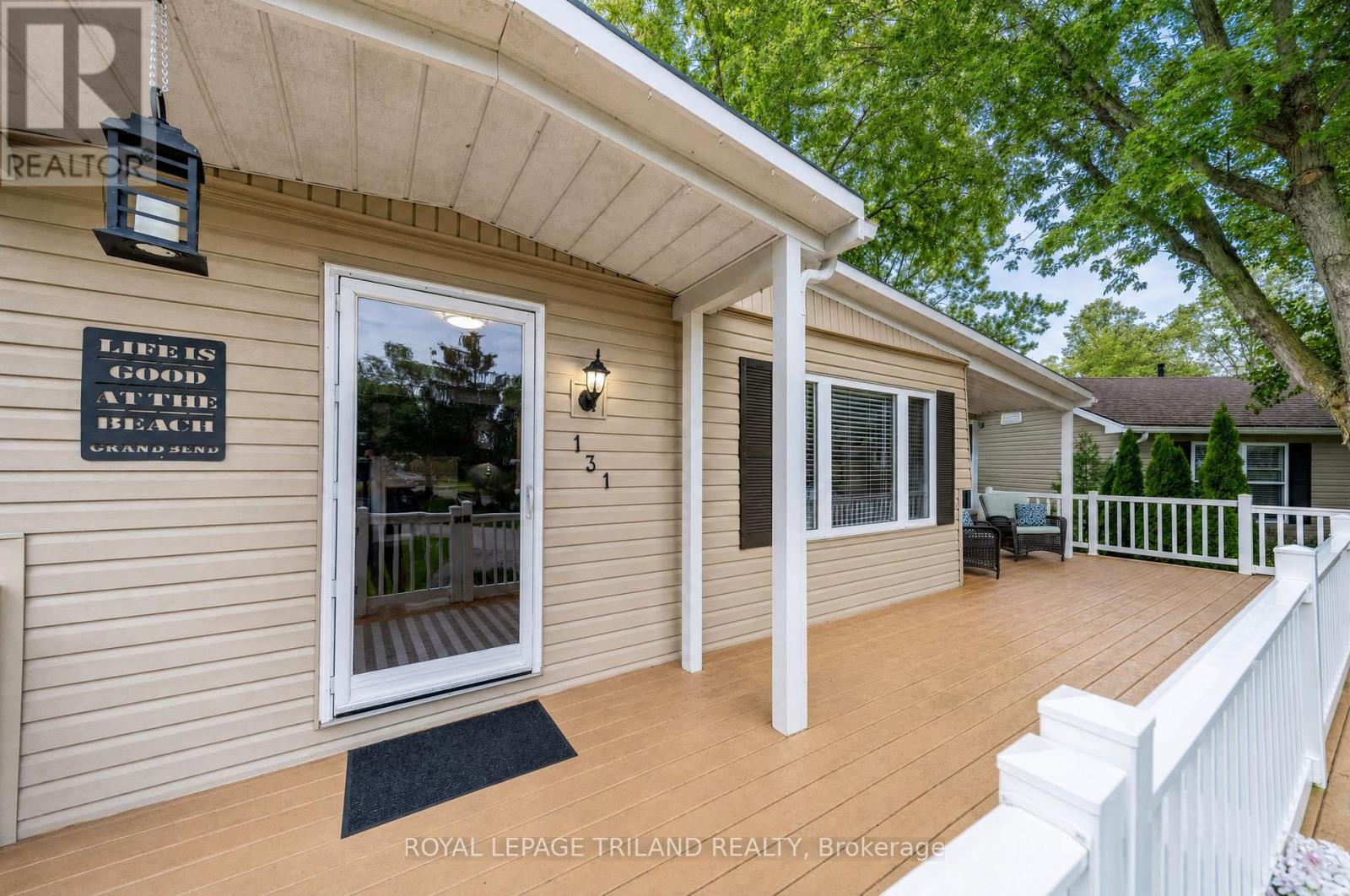 131 Sunningdale Place, South Huron, Ontario  N0M 1T0 - Photo 9 - X13811030