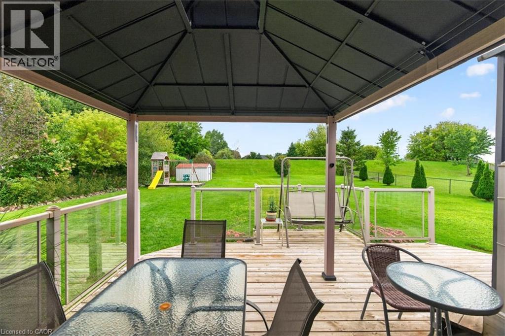515 Woodward Drive, Mount Brydges, Ontario  N0L 1W0 - Photo 38 - 40862871