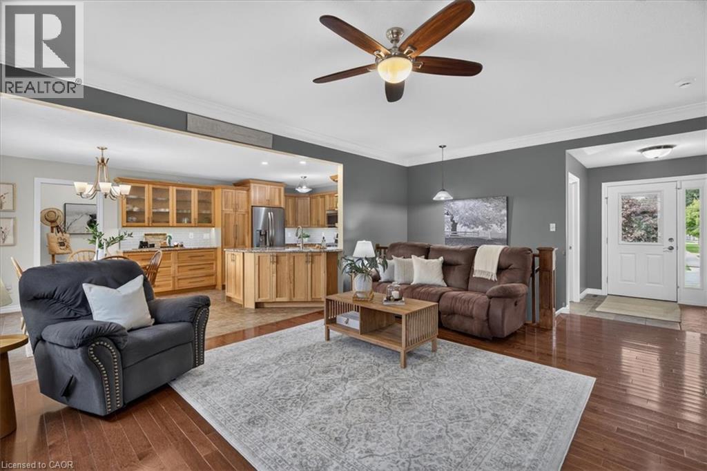 515 Woodward Drive, Mount Brydges, Ontario  N0L 1W0 - Photo 10 - 40862871