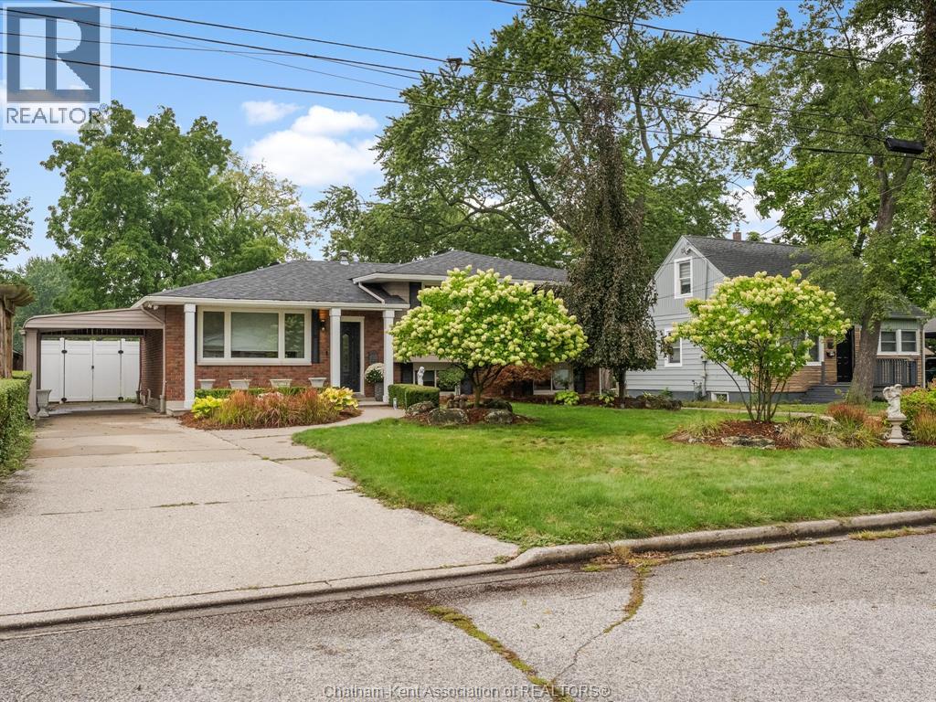 4113 Roseland Drive East, Windsor, Ontario  N9G 1Y5 - Photo 2 - 26023049