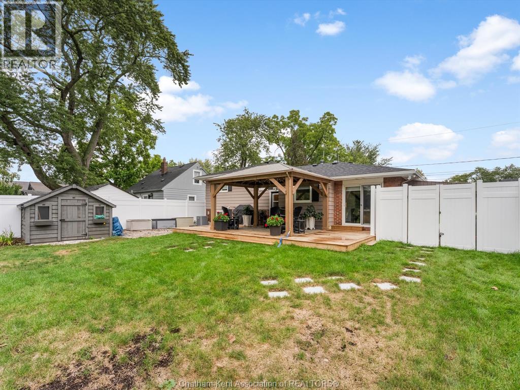 4113 Roseland Drive East, Windsor, Ontario  N9G 1Y5 - Photo 32 - 26023049
