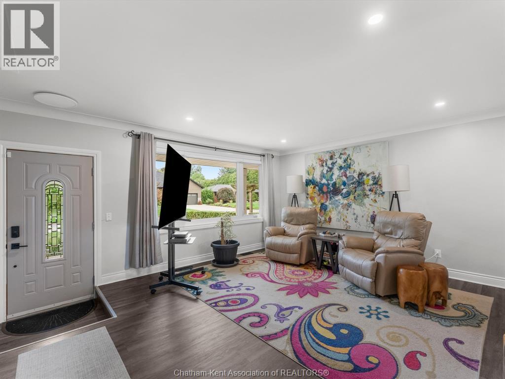 4113 Roseland Drive East, Windsor, Ontario  N9G 1Y5 - Photo 4 - 26023049