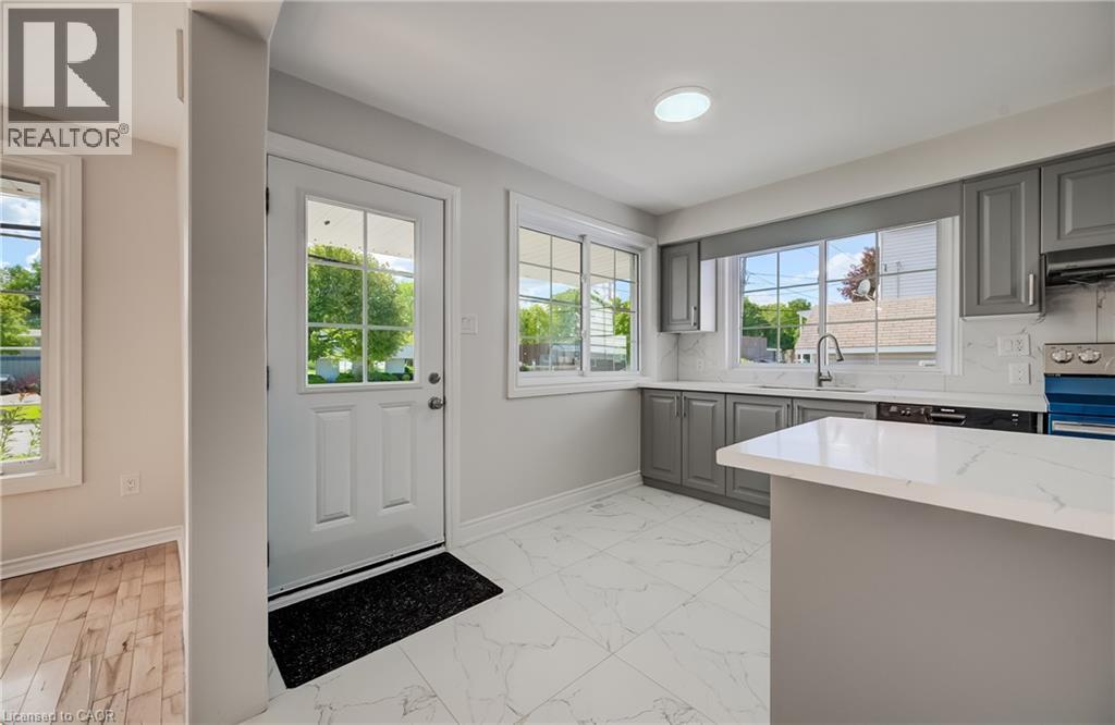 176 Samuelson Street, Cambridge, Ontario  N1R 1K3 - Photo 7 - 40865033