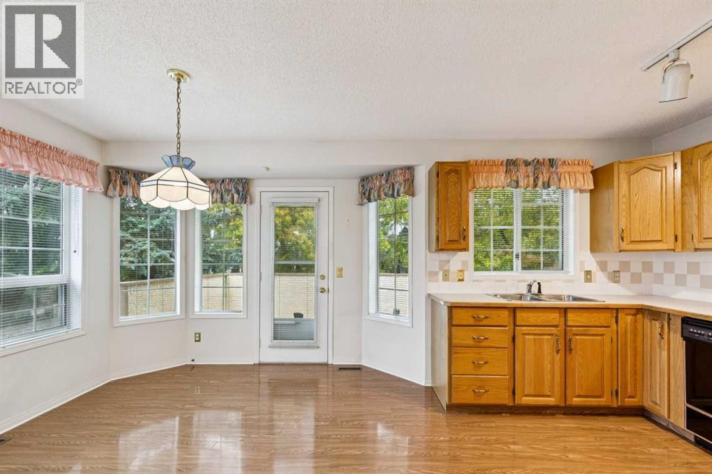 101 Scenic Acres Terrace NW, Calgary, Alberta  T3L 1Y4 - Photo 16 - A2344524
