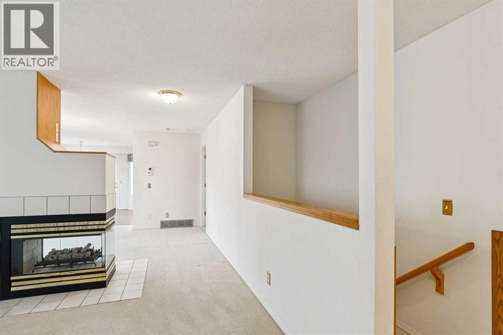 101 Scenic Acres Terrace NW, Calgary, Alberta  T3L 1Y4 - Photo 6 - A2344524