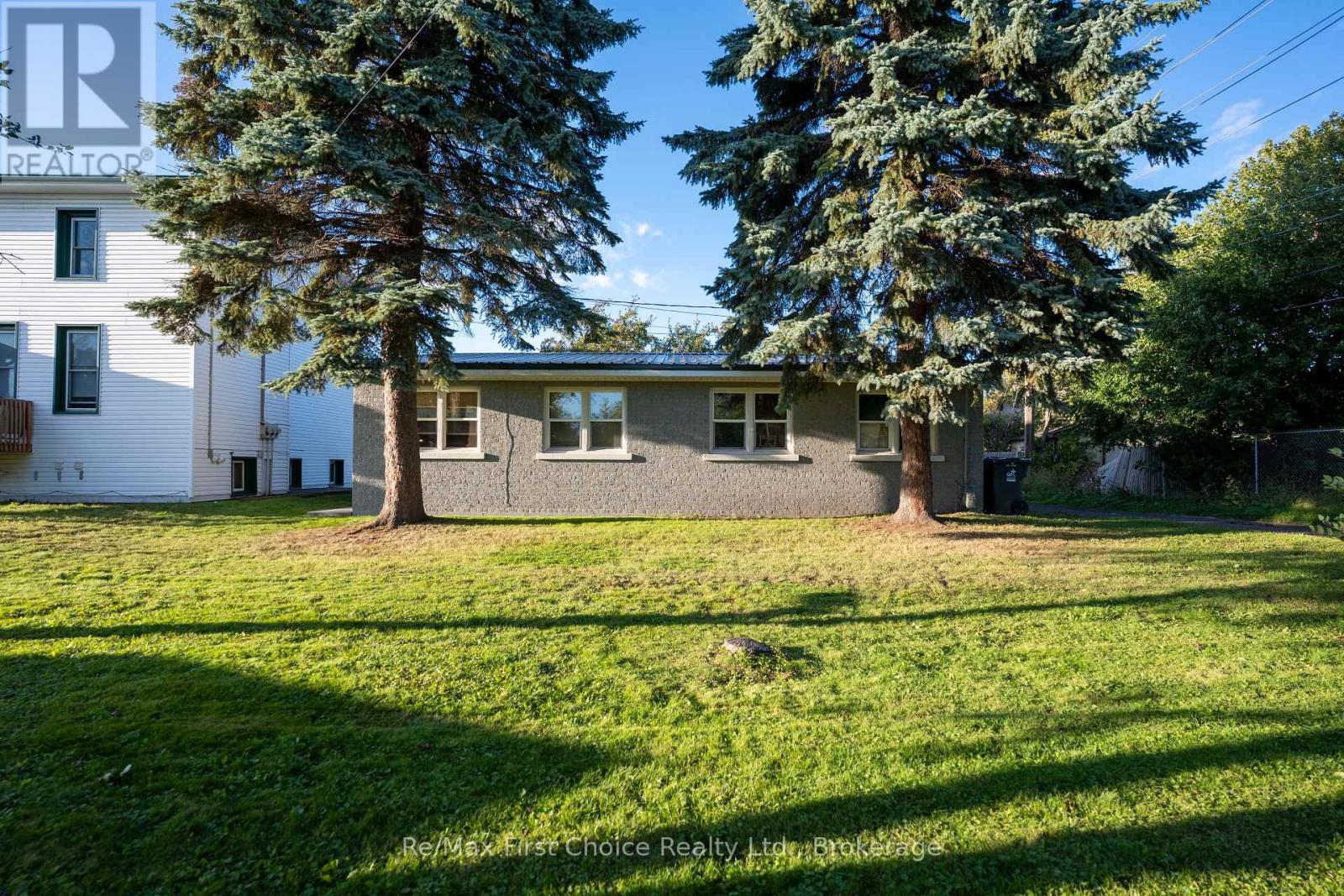 1212 Walsh Street E, Thunder Bay, Ontario  P7E 4V4 - Photo 4 - X13810874