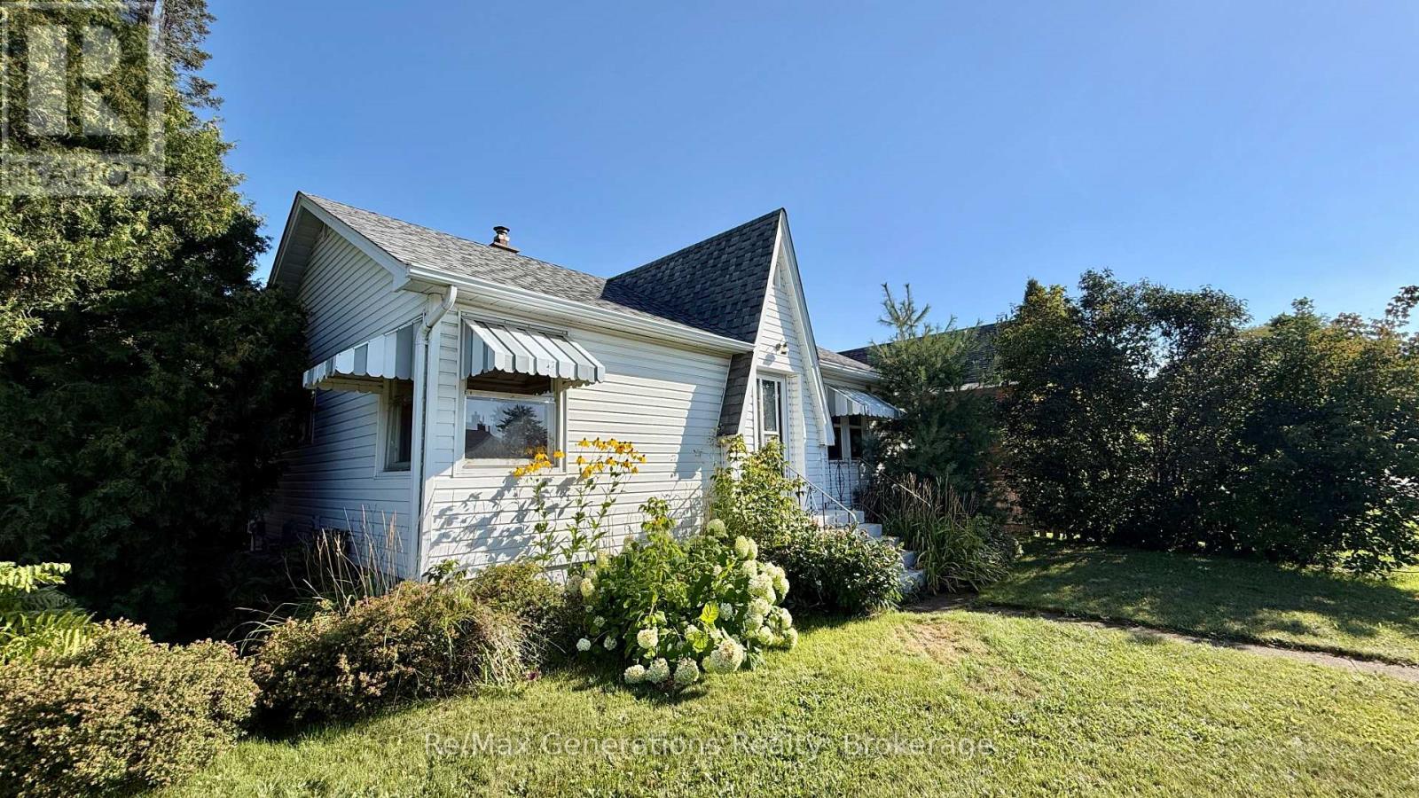 1019 Francis Street W, Thunder Bay, Ontario  P7E 4E8 - Photo 9 - X13811058