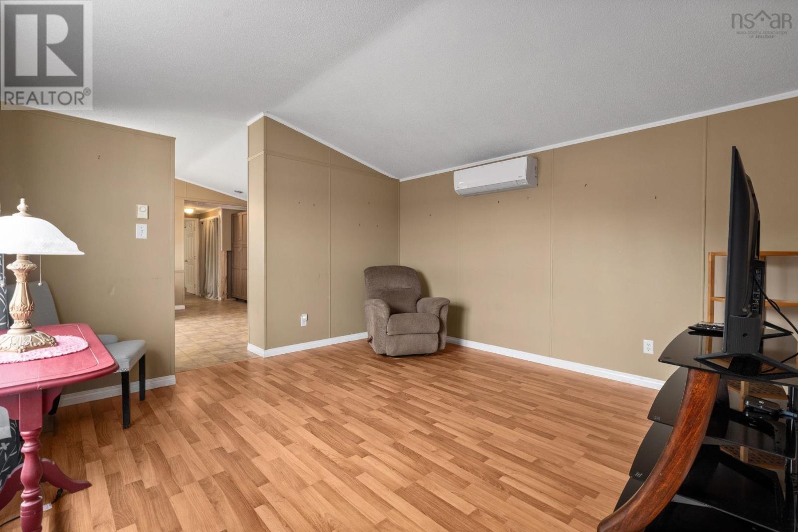 28 Cedar Lane, Eastern Passage, Nova Scotia  B3G 1S7 - Photo 3 - 202623972