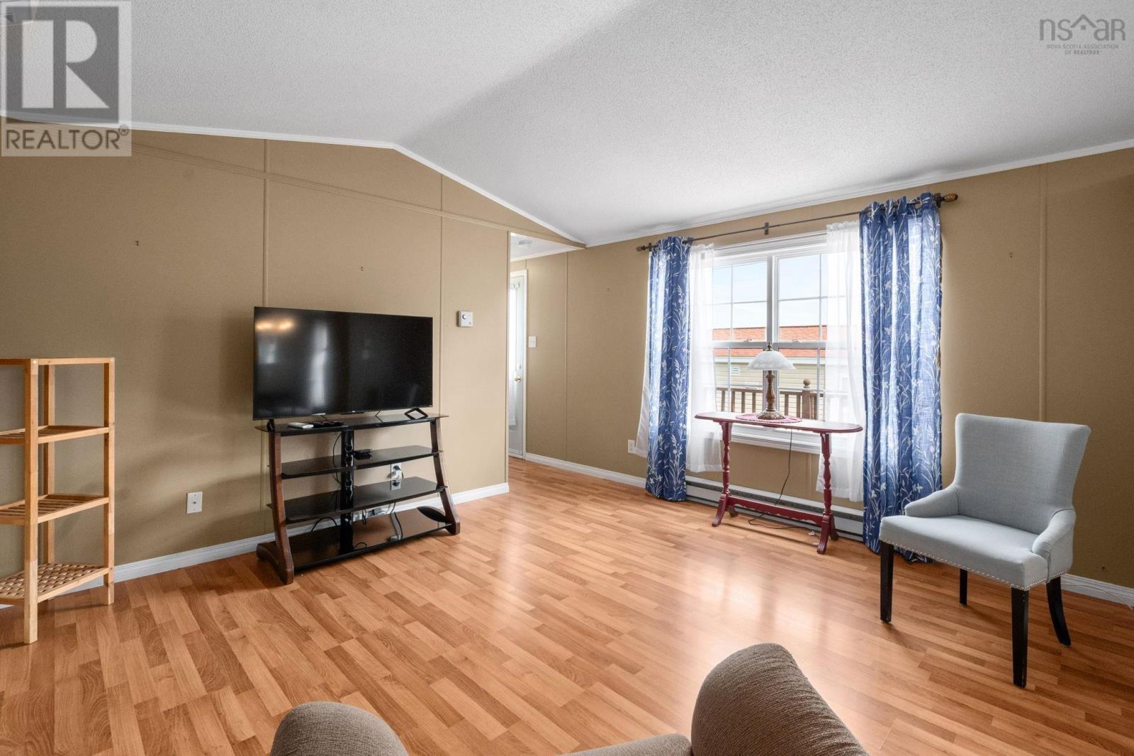 28 Cedar Lane, Eastern Passage, Nova Scotia  B3G 1S7 - Photo 6 - 202623972