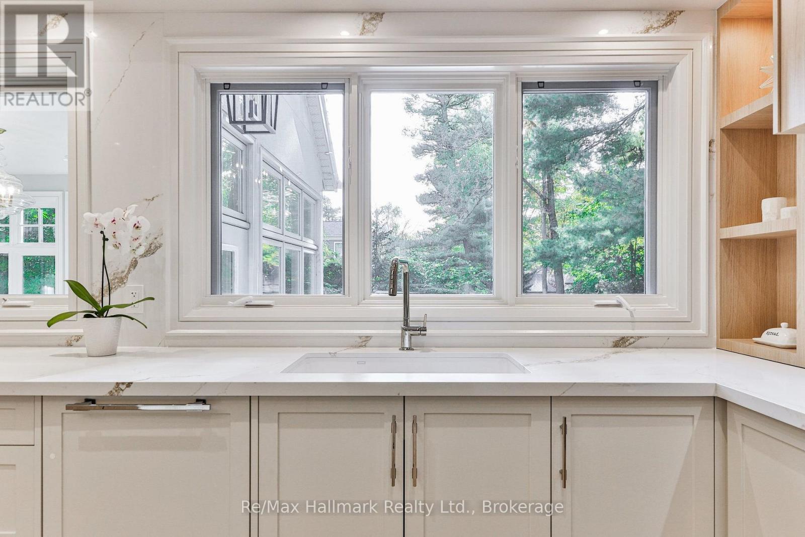 1310 Duncan Road, Oakville, Ontario  L6J 2P8 - Photo 11 - W13810968