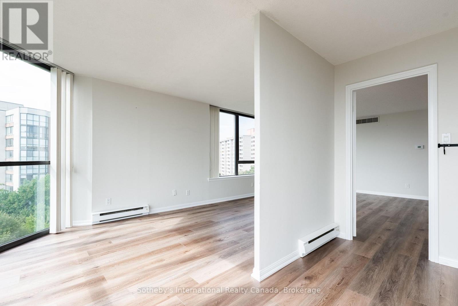 804 - 1230 Marlborough Court, Oakville, Ontario  L6H 3K6 - Photo 14 - W13811104