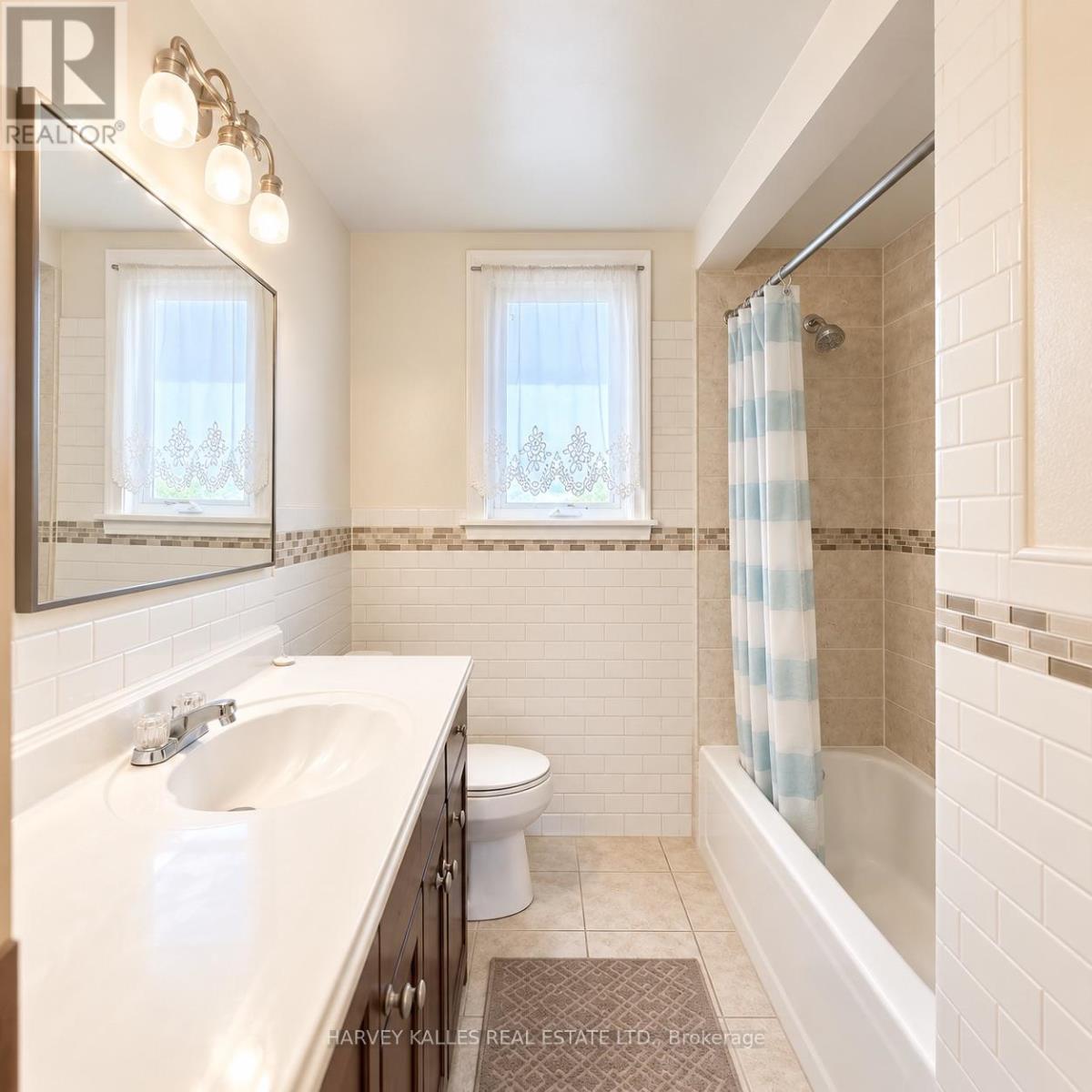 Room # 4 - 8 Medford Avenue, Toronto, Ontario  M1L 4G2 - Photo 8 - E13801534