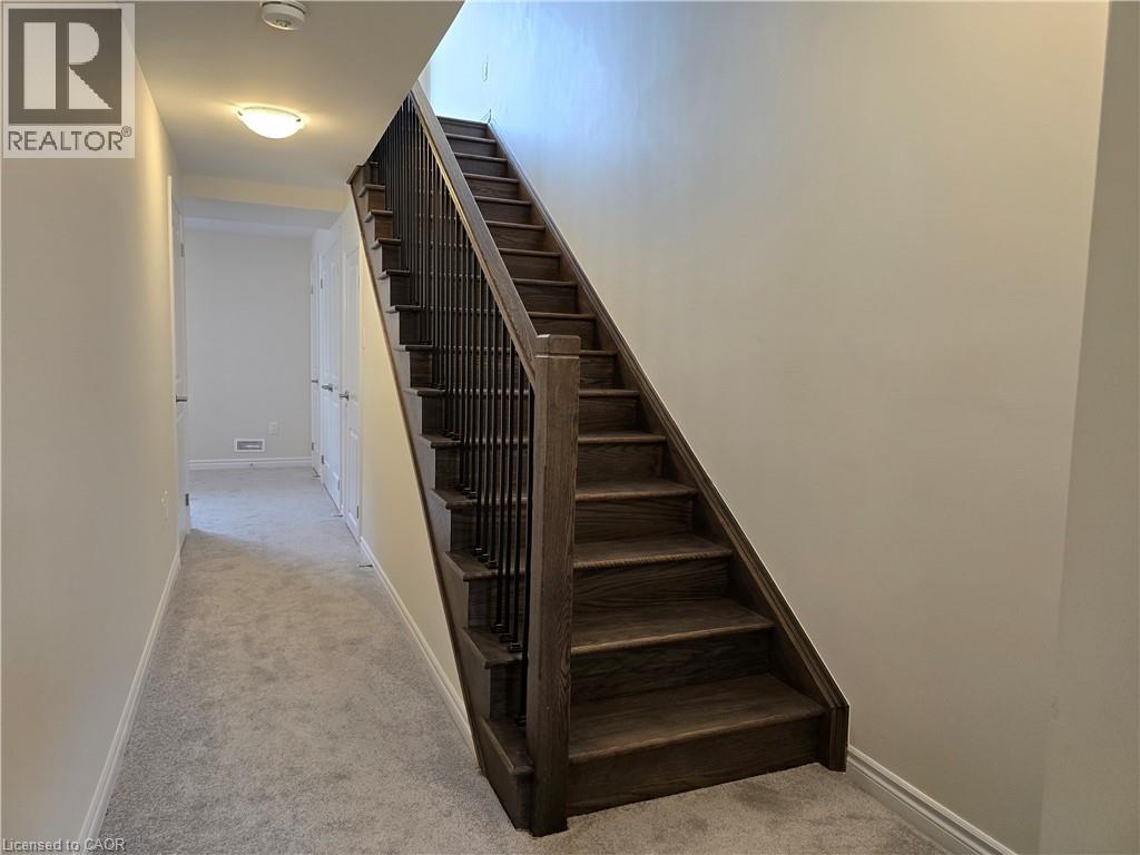 1383 Almonte Drive, Burlington, Ontario  L7P 3P8 - Photo 7 - 40865310