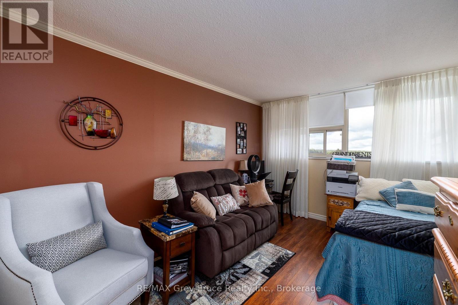 401 - 860 9 Street E, Owen Sound, Ontario  N4K 1R2 - Photo 9 - X13810970