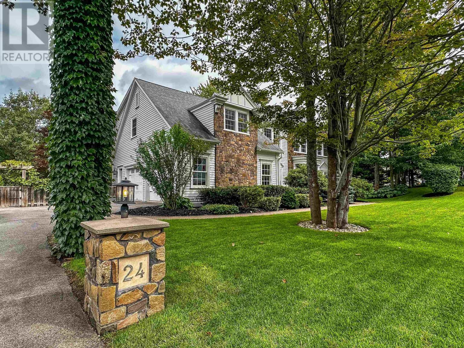 24 Anderson Boulevard photo 49