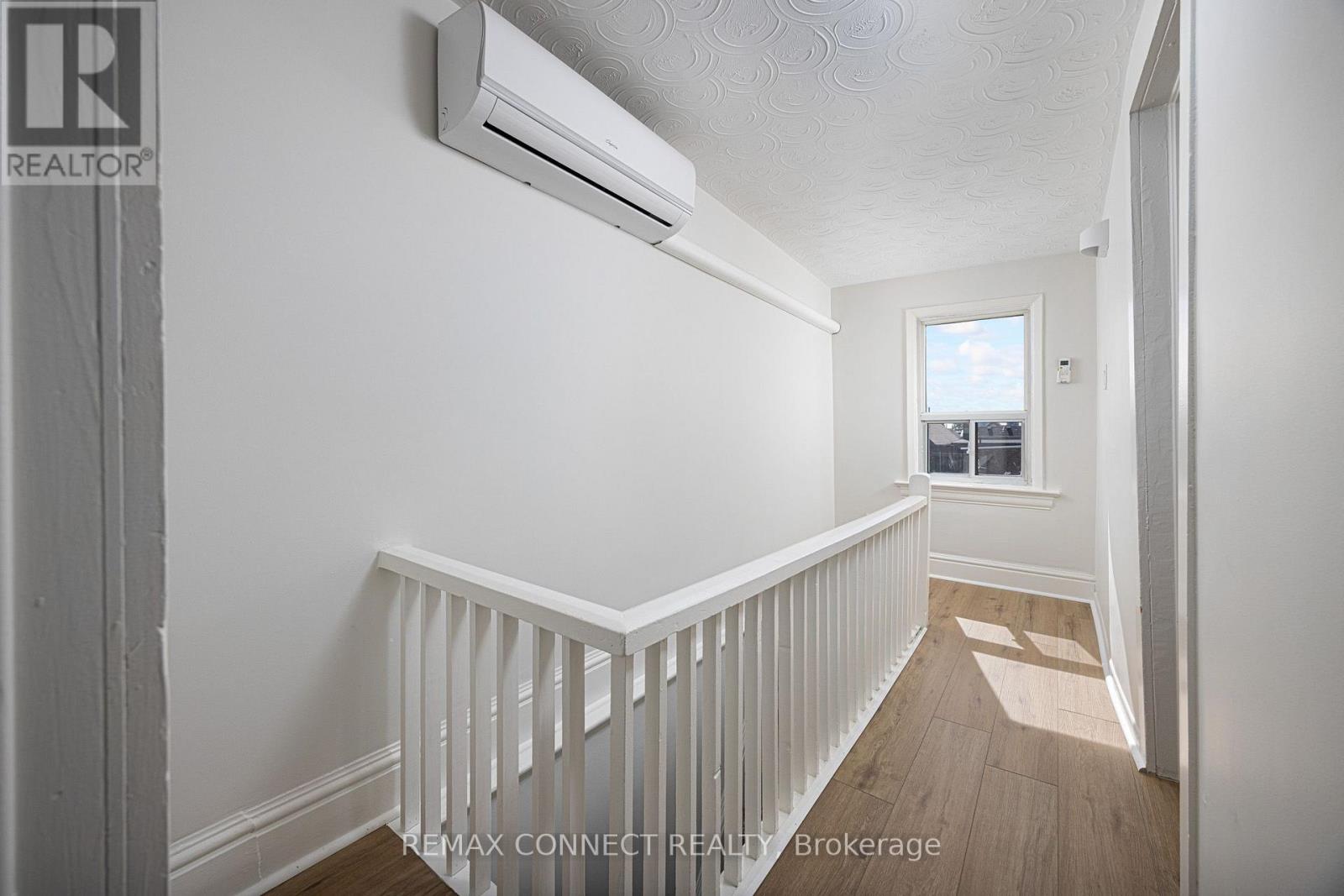 17 Muir Avenue, Toronto, Ontario  M6H 1E7 - Photo 19 - C13810922