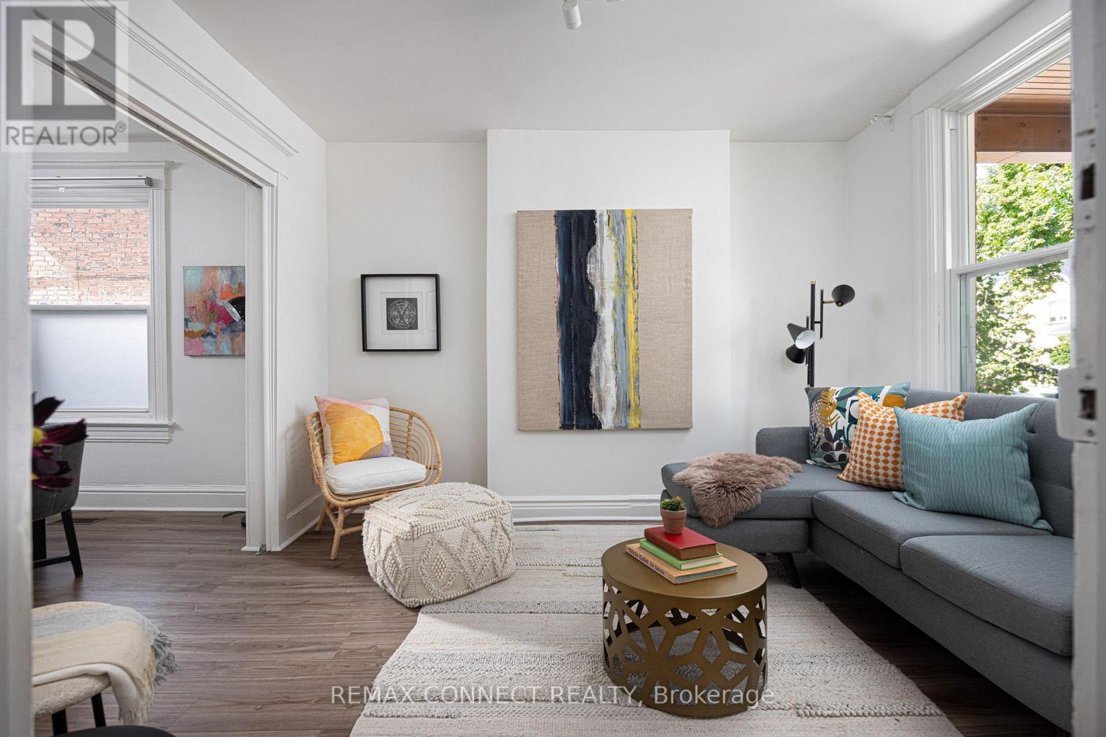 17 Muir Avenue, Toronto, Ontario  M6H 1E7 - Photo 3 - C13810922