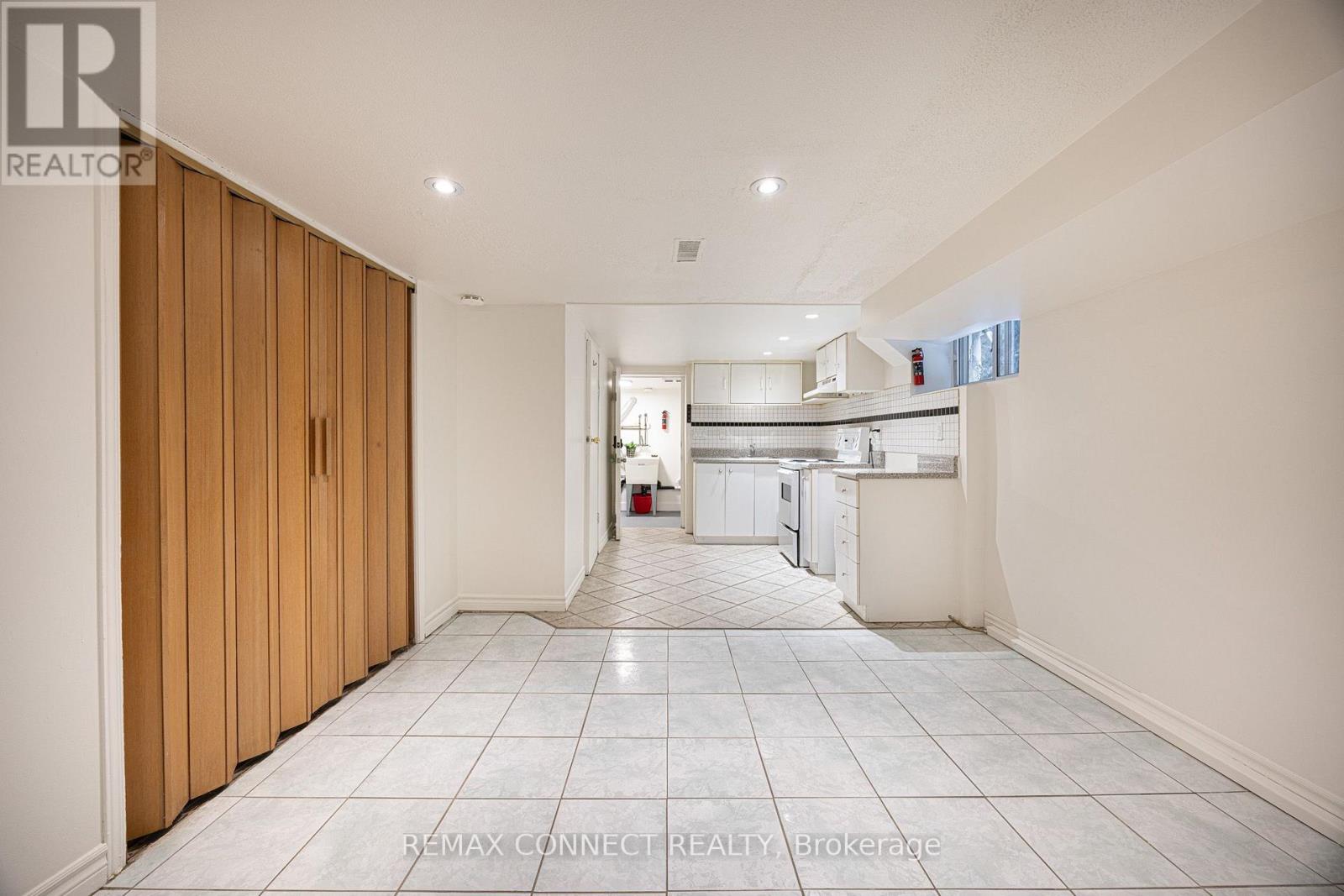 17 Muir Avenue, Toronto, Ontario  M6H 1E7 - Photo 32 - C13810922