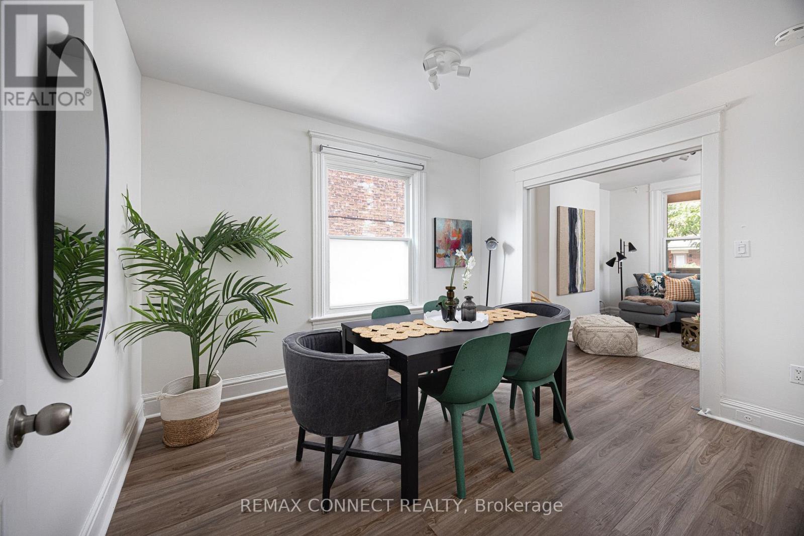 17 Muir Avenue, Toronto, Ontario  M6H 1E7 - Photo 7 - C13810922