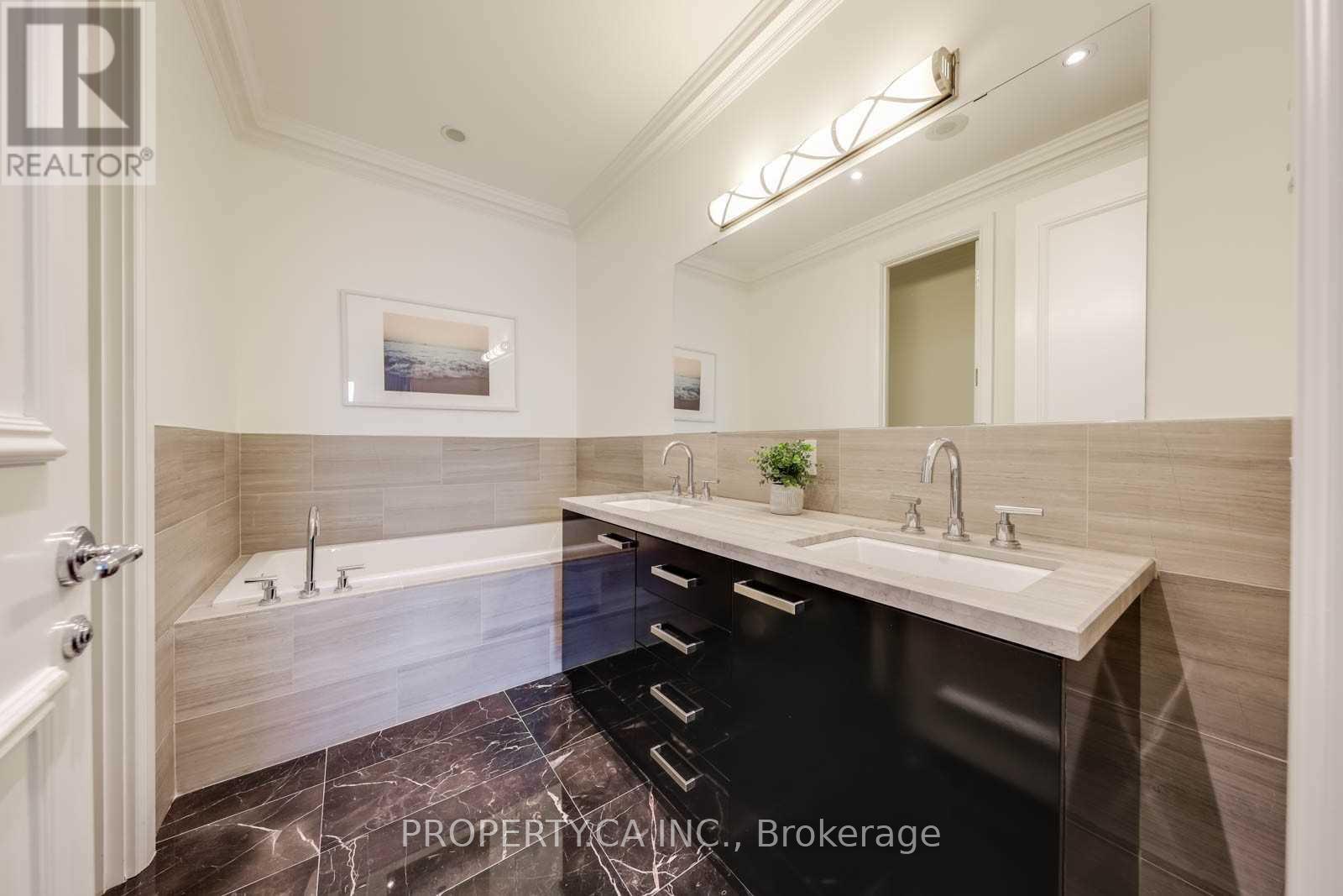 3706 - 311 Bay Street, Toronto, Ontario  M5H 4G5 - Photo 12 - C13810942
