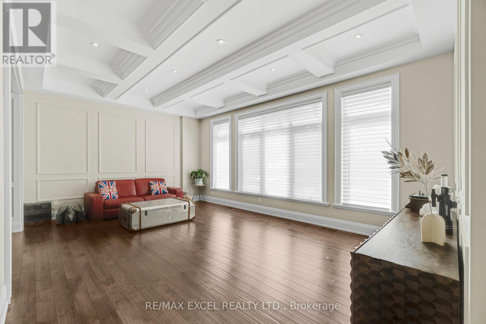 49 Kenton Drive, Toronto, Ontario  M2R 2H9 - Photo 3 - C13810948