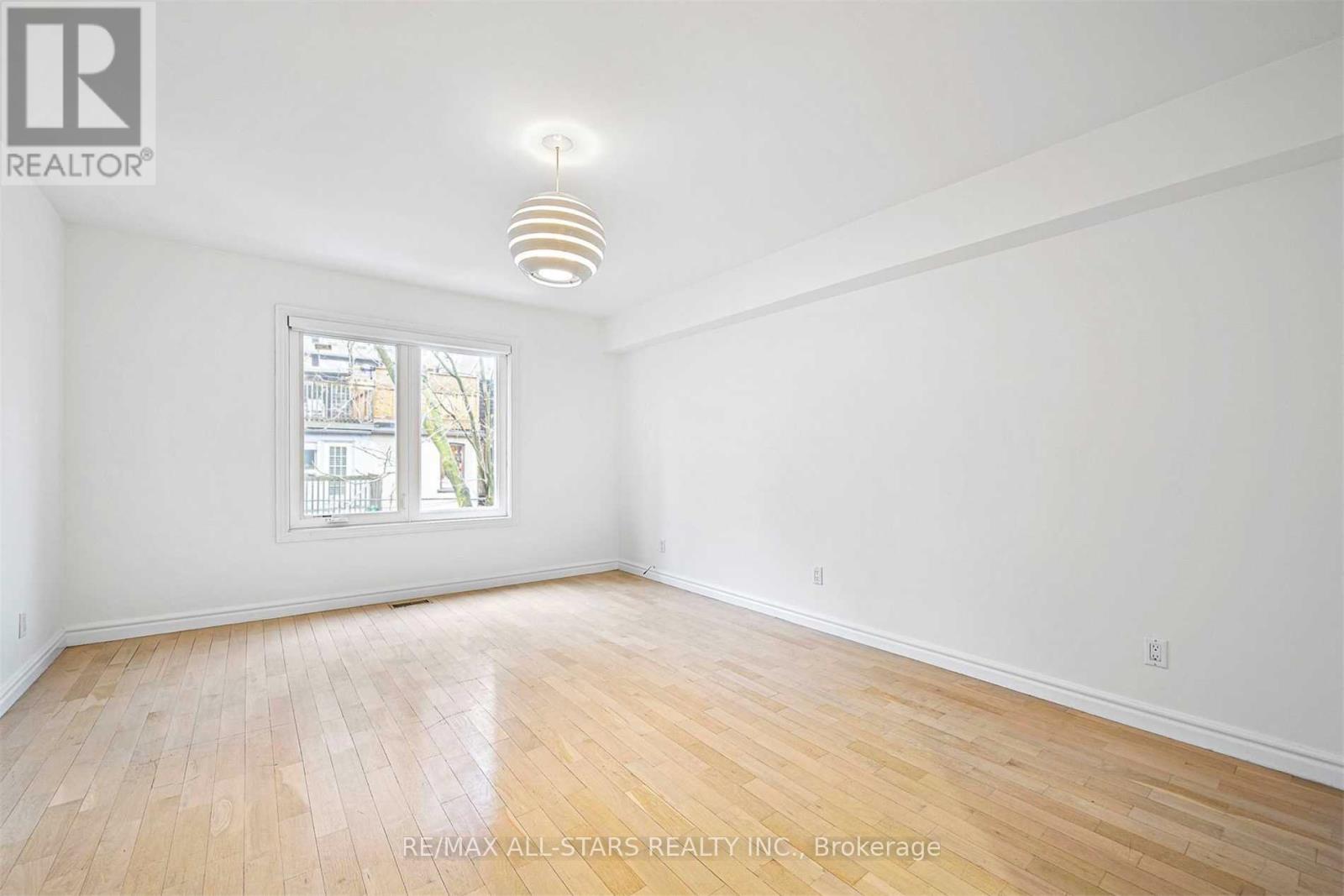 110 Belmont Street, Toronto, Ontario  M5R 1P8 - Photo 10 - C13811002