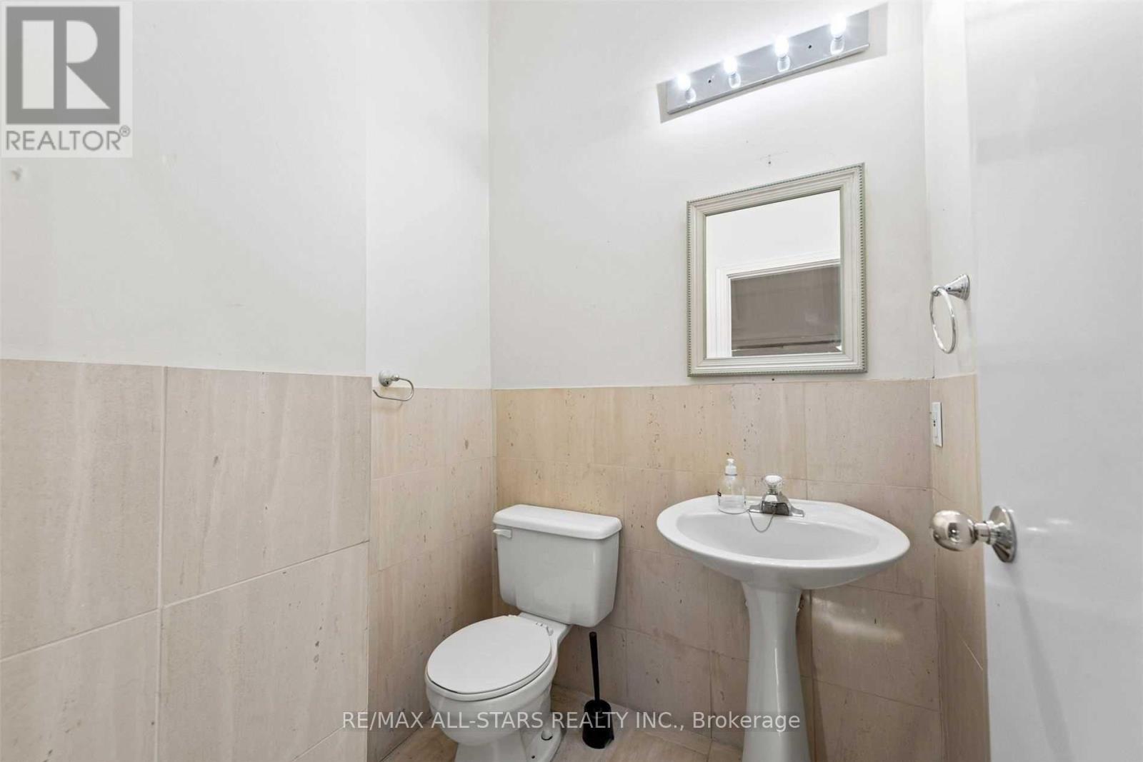 110 Belmont Street, Toronto, Ontario  M5R 1P8 - Photo 22 - C13811002