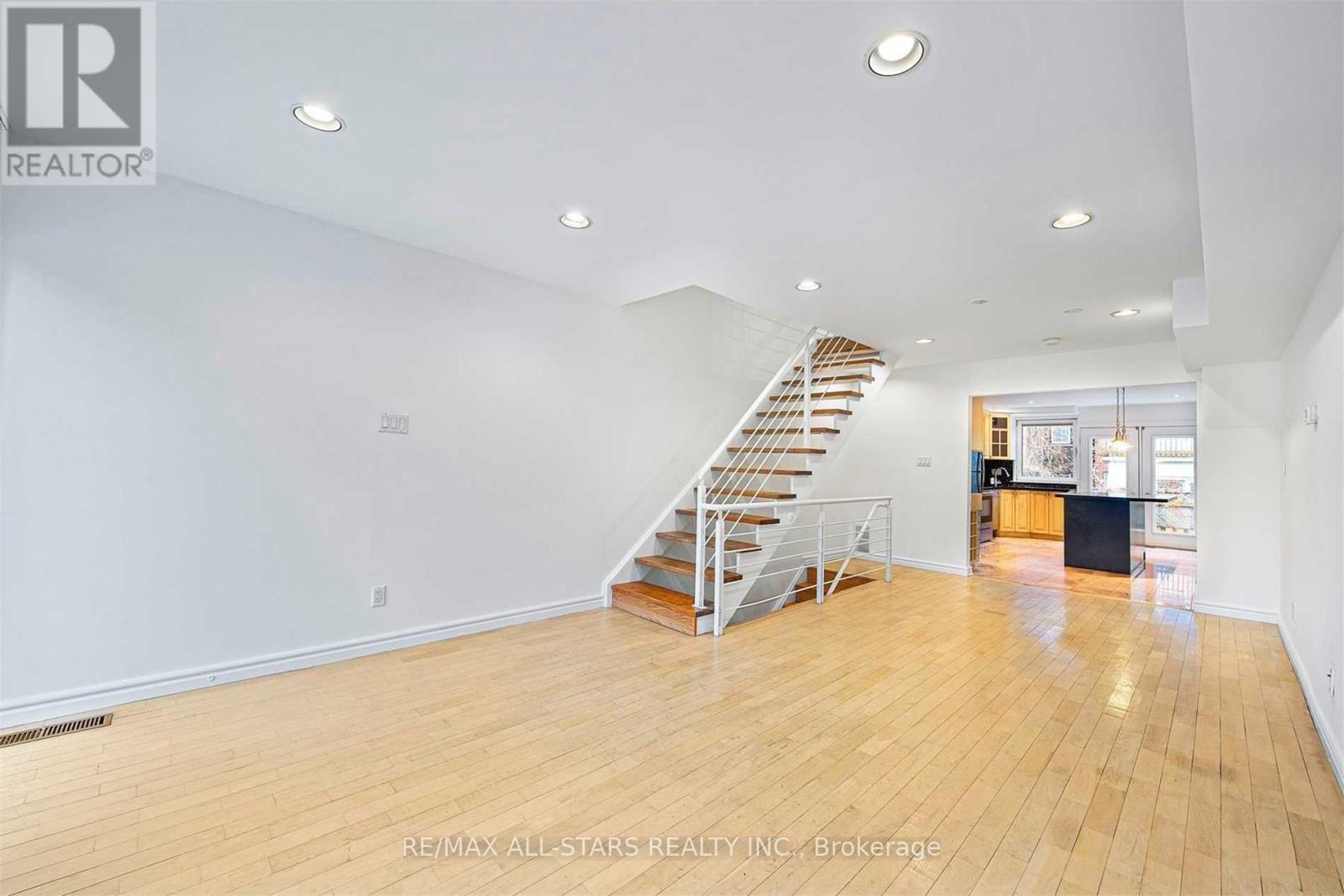 110 Belmont Street, Toronto, Ontario  M5R 1P8 - Photo 6 - C13811002