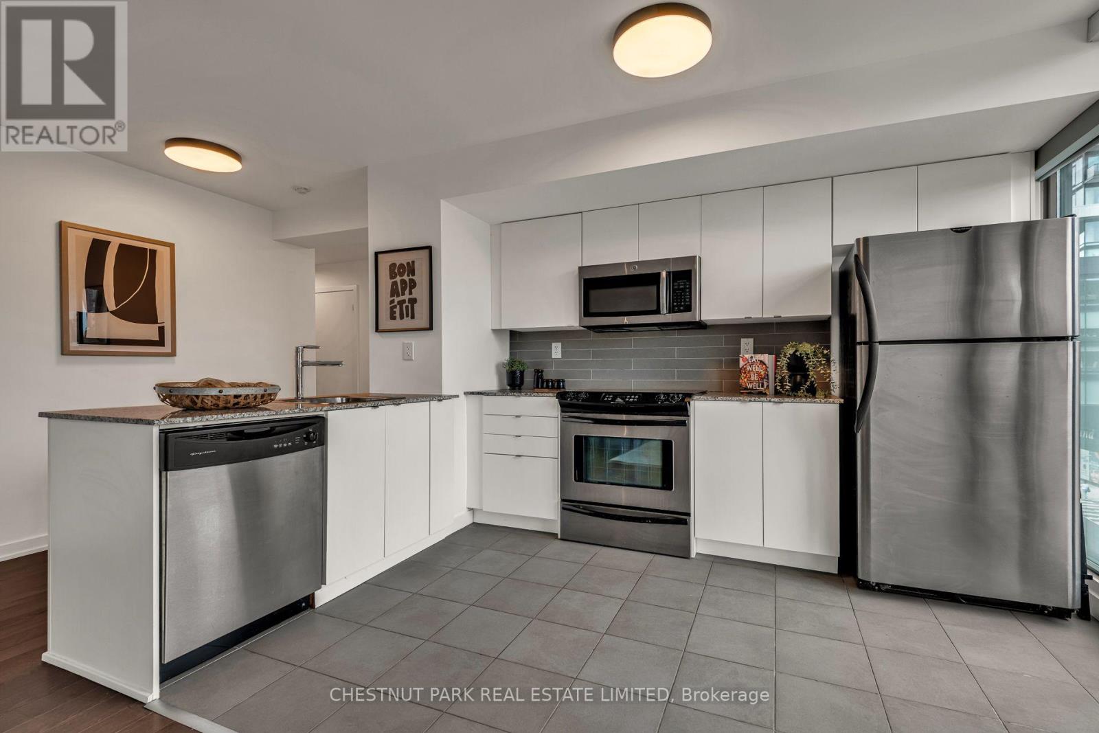 406 - 33 Lombard Street, Toronto, Ontario  M5C 3H8 - Photo 3 - C13811022