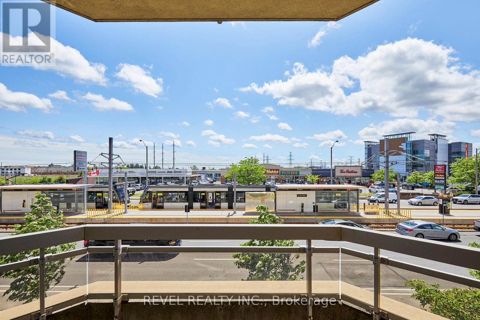 210 - 1700 Eglinton Avenue E, Toronto, Ontario  M4A 2X4 - Photo 1 - C13811042