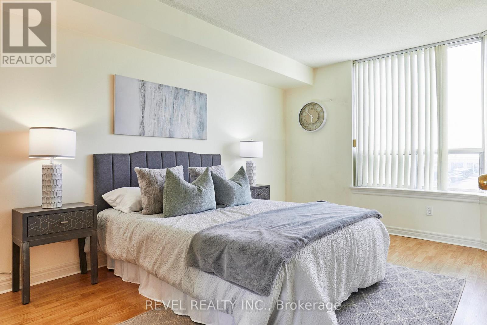 210 - 1700 Eglinton Avenue E, Toronto, Ontario  M4A 2X4 - Photo 11 - C13811042