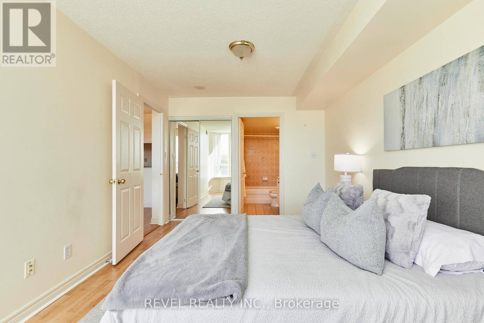 210 - 1700 Eglinton Avenue E, Toronto, Ontario  M4A 2X4 - Photo 12 - C13811042