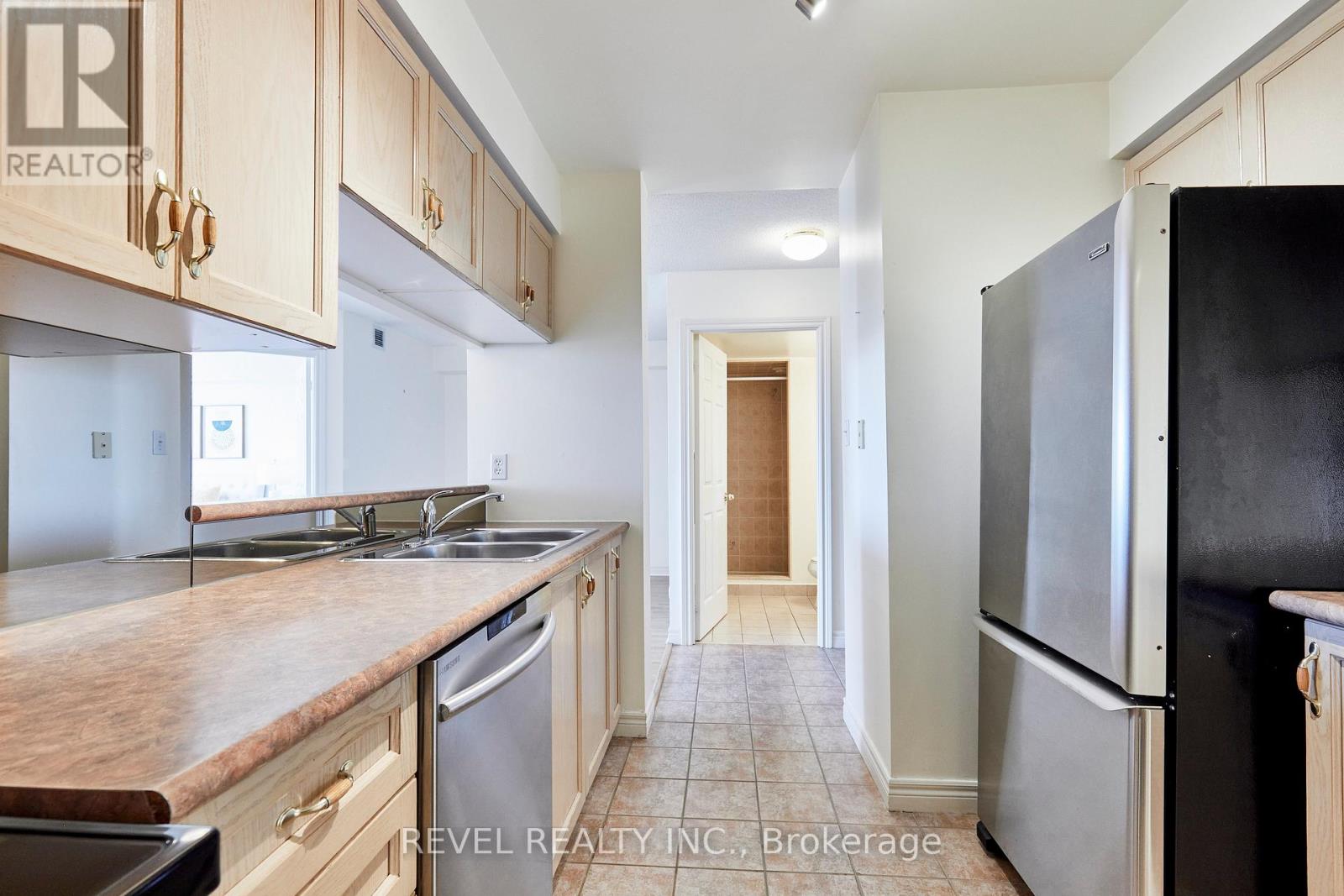 210 - 1700 Eglinton Avenue E, Toronto, Ontario  M4A 2X4 - Photo 22 - C13811042