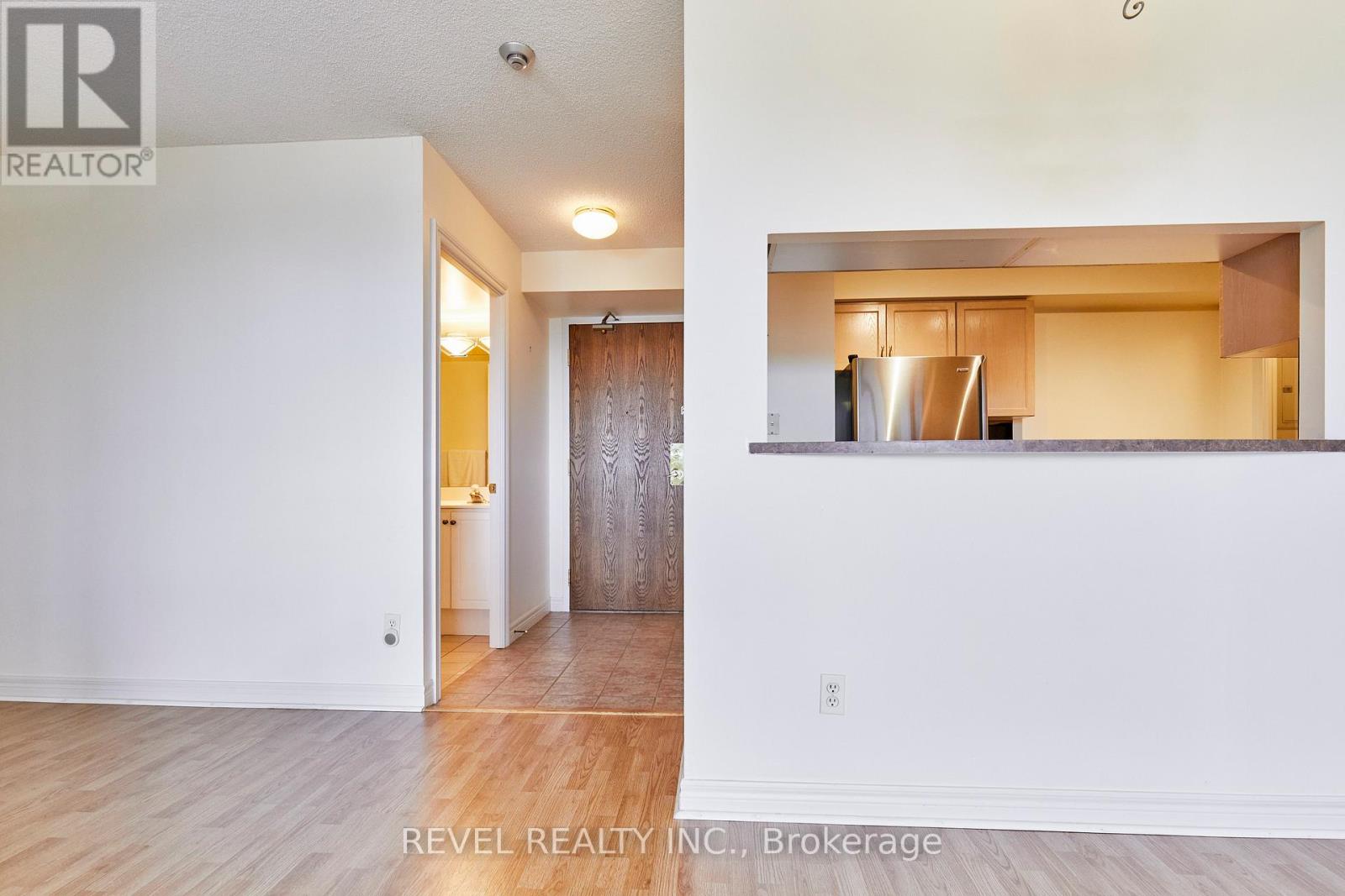 210 - 1700 Eglinton Avenue E, Toronto, Ontario  M4A 2X4 - Photo 7 - C13811042